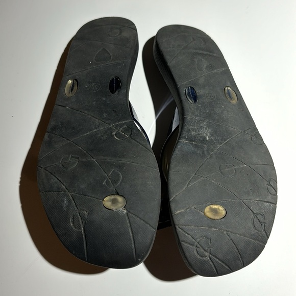 Guess Flip Flop Sandals Navy Strap Bow with Rhinestone Size 7 - Picture 3 of 4